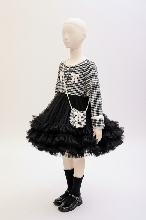 Houndstooth tulle dress on 3D mannequin - pastel studio background